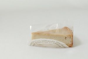 Soy cheesecake (no egg, milk, or refined sugar used) at Merci Cinq in Kawasaki