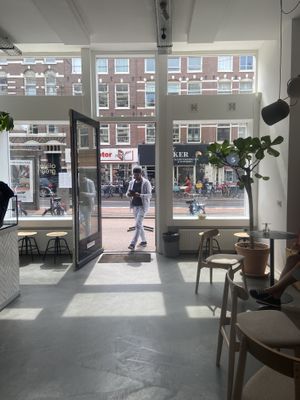 Inside, entrance  at Oliver Green - West in Amsterdam