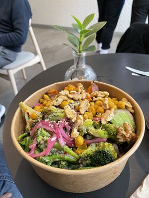 Warm Mighty Mushroom bowl  at Oliver Green - West in Amsterdam