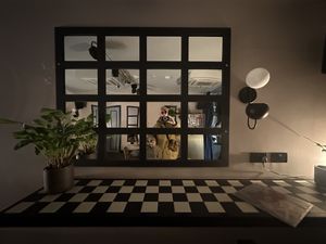 Man in the mirror  #Veganuary at Powerplant in North West London