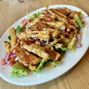Grilled Jerk Chikn Salad  at Wizard Burger in Albany
