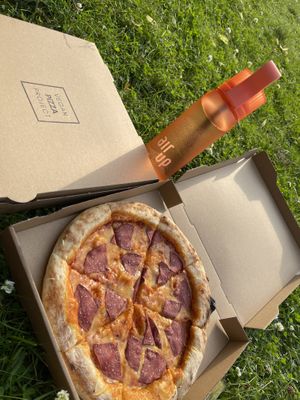 Salami Pizza at Vegan Pizza Project in Hamburg