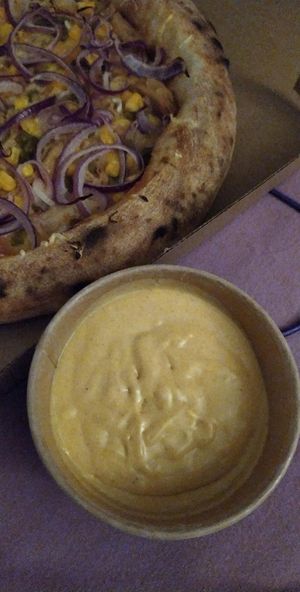 Vegan chili cheese sauce at Vegan Pizza Project in Hamburg