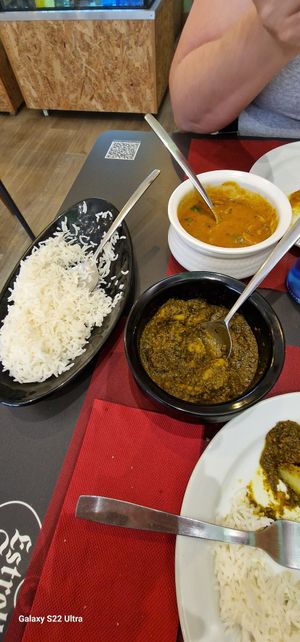 Saag Aloo and mushroom curry at Curcumaa in Gran Canaria