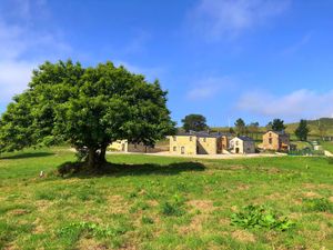 La aldea at O Viso Ecovillage in Ourol