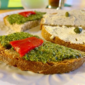 Pincho de pesto  at O Viso Ecovillage in Ourol