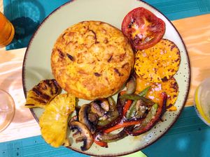 Tortilla deli at O Viso Ecovillage in Ourol