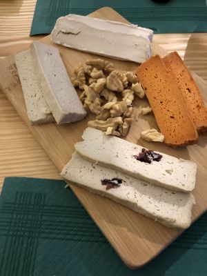 Tabla de quesos  at O Viso Ecovillage in Ourol