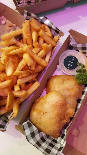 Fysh box and chips with vegan chicken salt at Nuthin Fyshy in Leederville