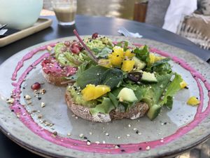 Avocado Bread  at Blossom in Leiden