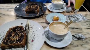 Homemade nutella toasts at La Zapatería del Abuelo in Ourense