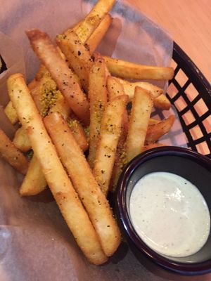 Fries with your favorite dressing at Perro Rojo in Guadalajara