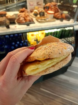 Plant based sandwich at Peet's Coffee in Chicago