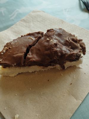 Cake slice at Piece in Aberfeldy