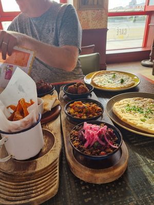 Vegan tapas at Lounges - Tretho Lounge in St Ives