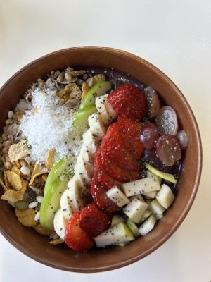 Acai smoothiebowl  at The Harvest Press in Darwin
