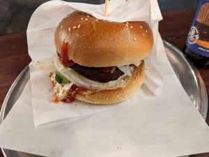 Vegan Burger - 4/5 at Rebel Room in Berlin