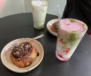 Hazelnut chocolate bun and matcha strawberry cream drink, both vegan 💚  at Calm Coffee in Berlin