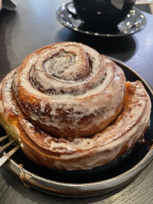 Cinnamon Roll  at Calm Coffee in Berlin