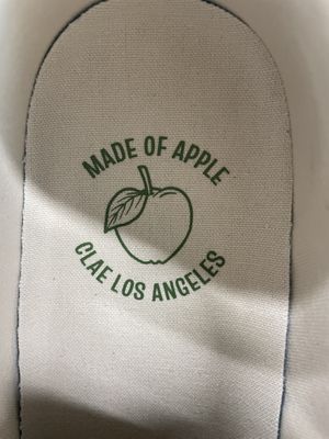 Out of apples   at Sneakers Unplugged in Cologne