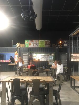 Salle at Veggy Box in La Garde