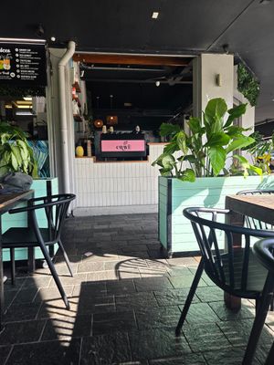 Ambience at Crave Cairns in Cairns