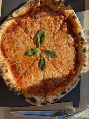 margherita pizza  at Artisti in Corfu