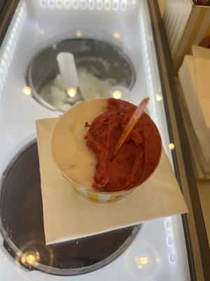   at Ela's in Split