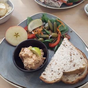 Hummus sandwich with side salad at Palmerstons in Dunkeld