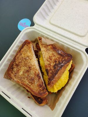 🌱 Gran French Toast Sandwich at Lokales in Bayamon