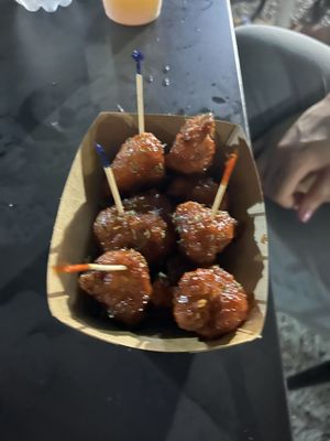 Buffalo cauliflower  at Lokales in Bayamon