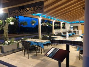 Pleasant evening atmosphere at Braavos in Banjole