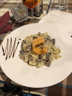 Pasta with mushroom sauce at Braavos in Banjole