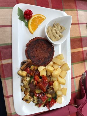 👍👌😎 at Braavos in Banjole