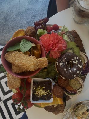   at Bali Brunch in Vienna