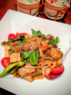 Pad See Ewe (no eggs) at My Thai in San Luis Obispo