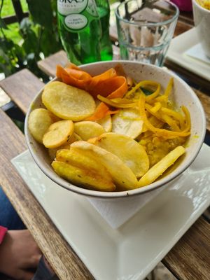 Dahl cauliflower at Sunrays Kitchen in Lagos