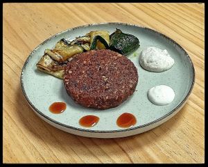 Oat, chia seeds and cabbage burger at La Cosa Vegana in Granada