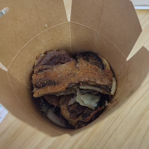 Milhojas de berenjenas, patatas y queso ahumado at La Cosa Vegana in Granada