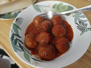 Albóndigas de tempeh at La Cosa Vegana in Granada