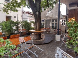 Outdoor seating at La Manufacture Gundeli in Basel