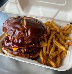 Triple B Burger at The Grumpy Goose in Duluth