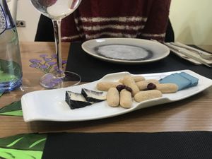 Petisco (cortesía do local)  at Contracorriente in Ourense