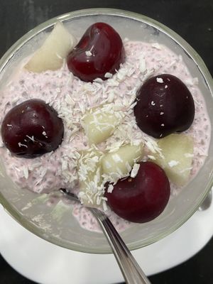 Postre; pudding de chia con cerezas.   at Contracorriente in Ourense