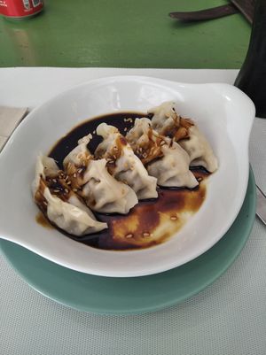 Gyozas de shitake con salsa de soja at Contracorriente in Ourense