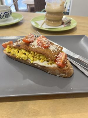 Tofu!   at Contracorriente in Ourense