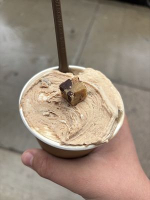 cookie monster handshake! at Vaca's Creamery in Chicago