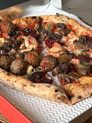 All seasons pizza with amazing vegan meatballs  at Purezza in Manchester