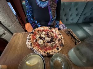 Four seasons (-the olives)  at Purezza in Manchester