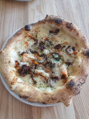 BBQ Bourbon Pizza: Fable Mushrooms™ Bourbon with cheese & kimchi at Purezza in Manchester